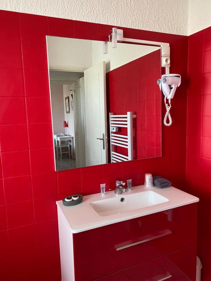 Logis Hotel Restaurant Le Kalliste Hyères Dış mekan fotoğraf