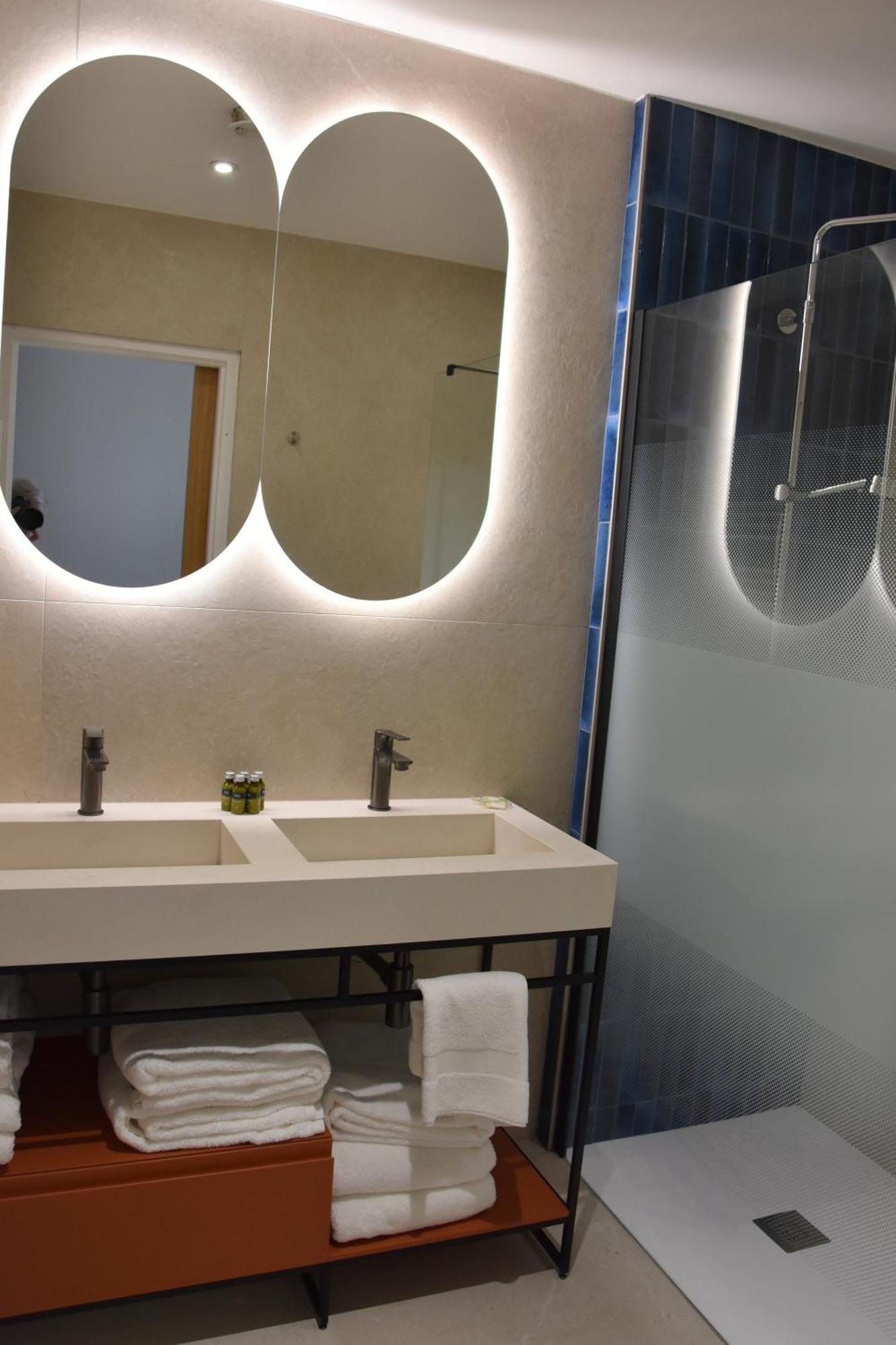 Logis Hotel Restaurant Le Kalliste Hyères Dış mekan fotoğraf