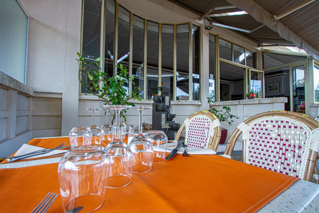 Logis Hotel Restaurant Le Kalliste Hyères Dış mekan fotoğraf